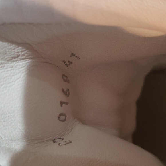 Authentic Archlight Louis Vuitton sneakers burgandy and pink (with dust bags) - Picture 9 of 11